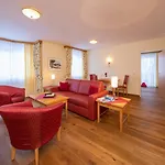 Szálloda Voetter'S Hotel In Kaprun - Including Summer Card 4*