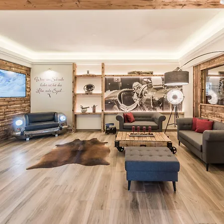 Voetter's In Am Kitzsteinhorn - Skibus Direkt מלון קפרון