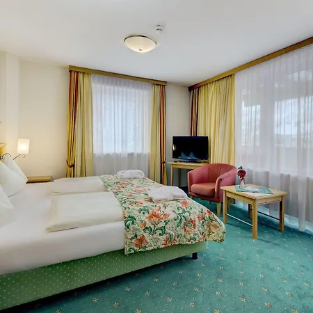 Voetter's In Am Kitzsteinhorn - Skibus Direkt 4*