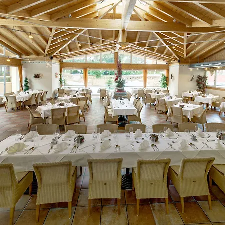 Voetter's In Am Kitzsteinhorn - Skibus Direkt Kaprun