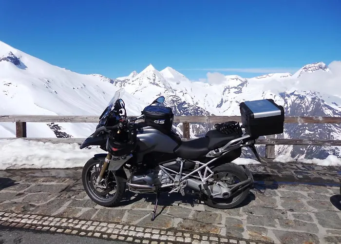 Voetter's In Am Kitzsteinhorn - Skibus Direkt מלון 4*